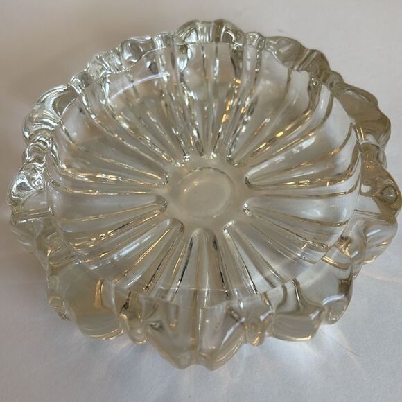 Vintage Hazel Atlas Fluted Clear Glass Round Ashtray 4” - Picture 3 of 7